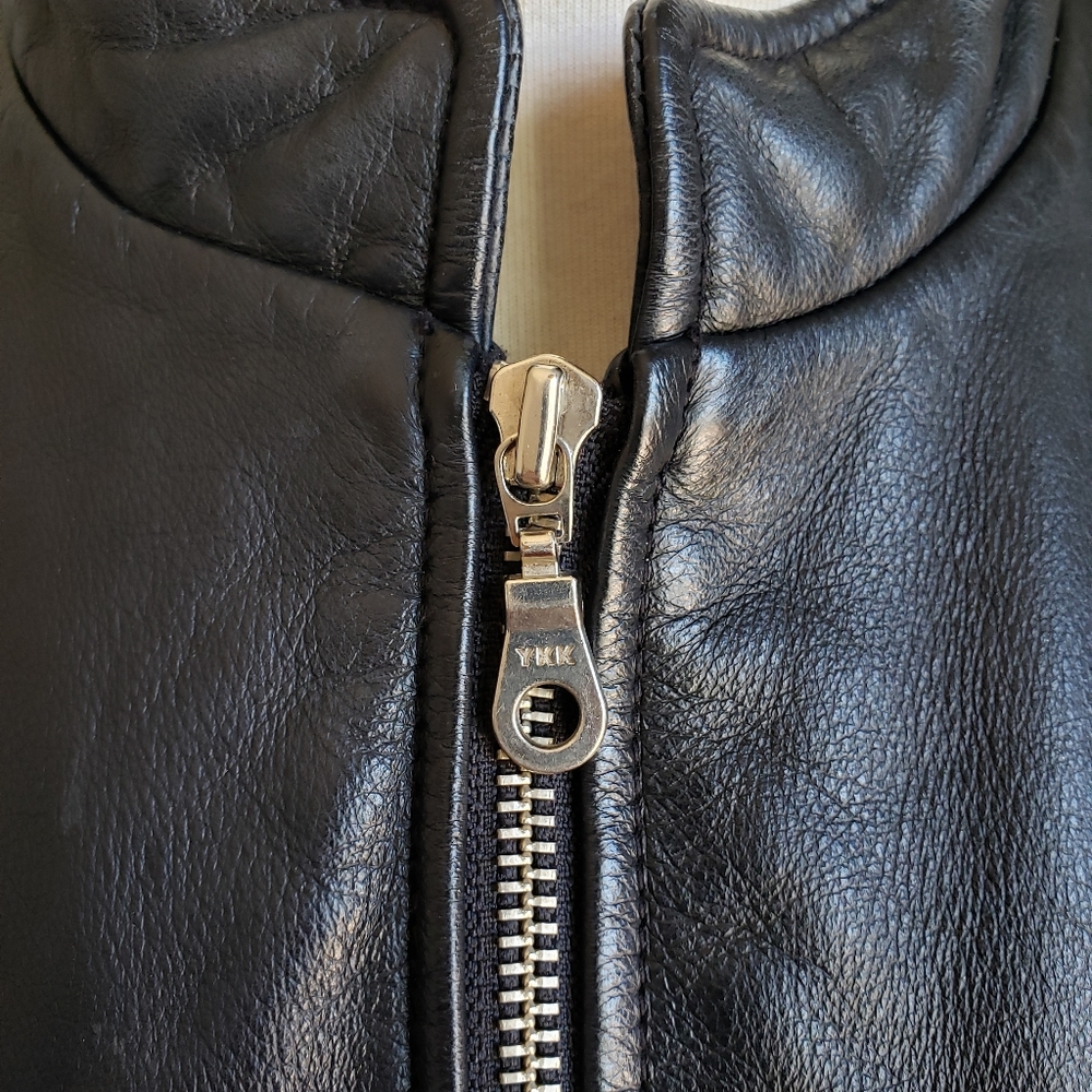 Leather jacket - Picture 2 of 8